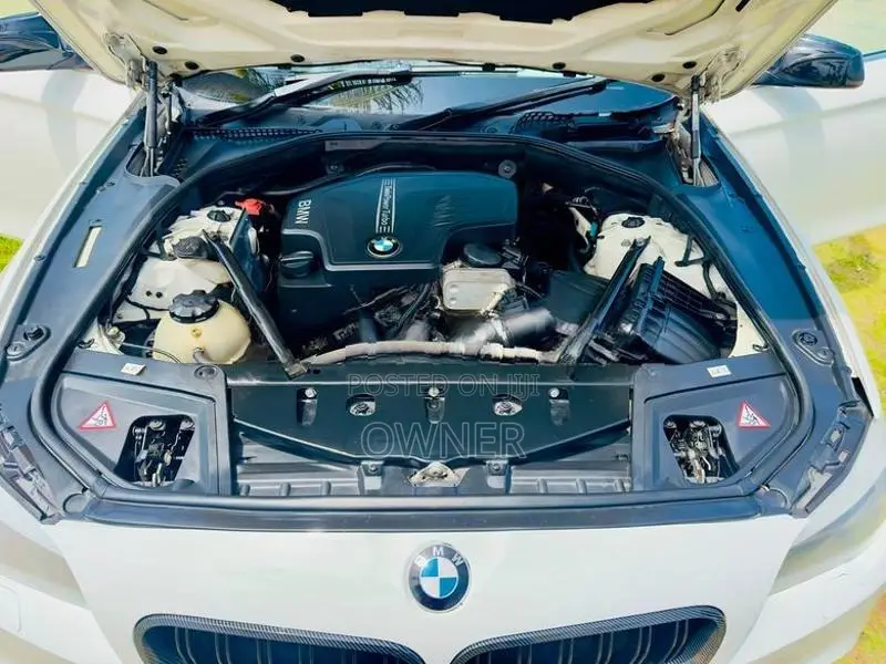 BMW 520i Three options 2012