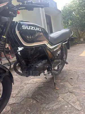Suzuki GS 125 1995