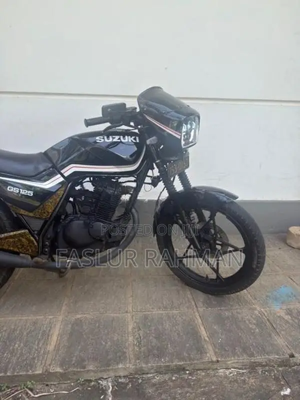 Suzuki GS 125 1995