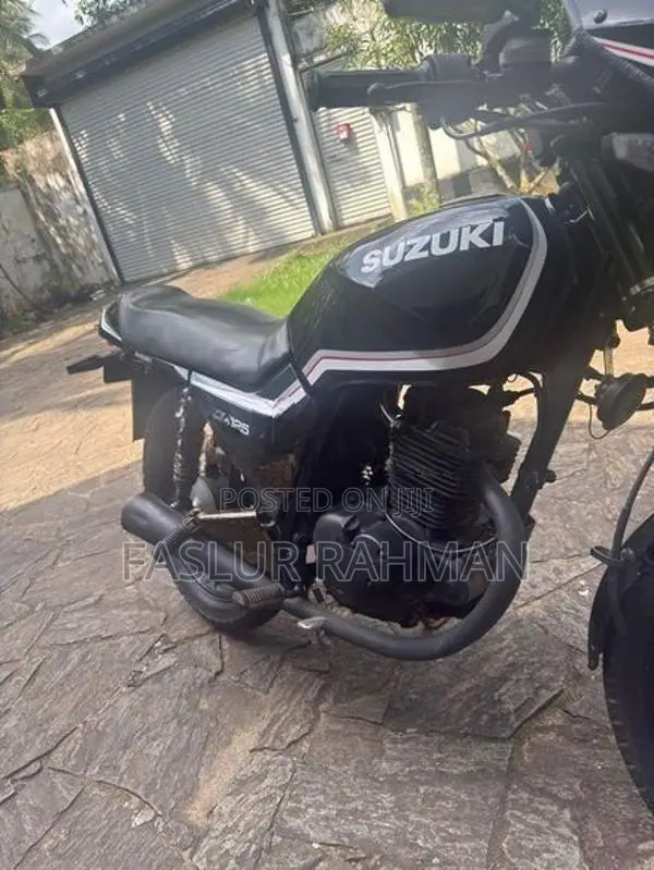 Suzuki GS 125 1995