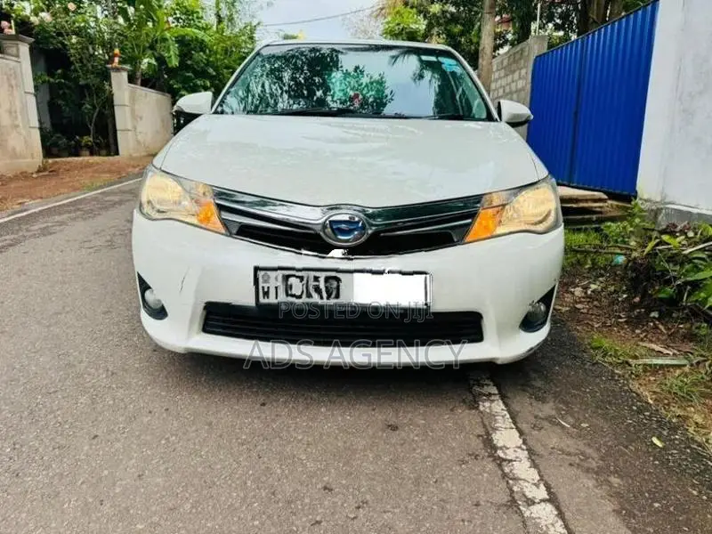 Toyota Axio 2014