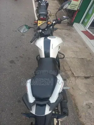 TVS Apache 2016