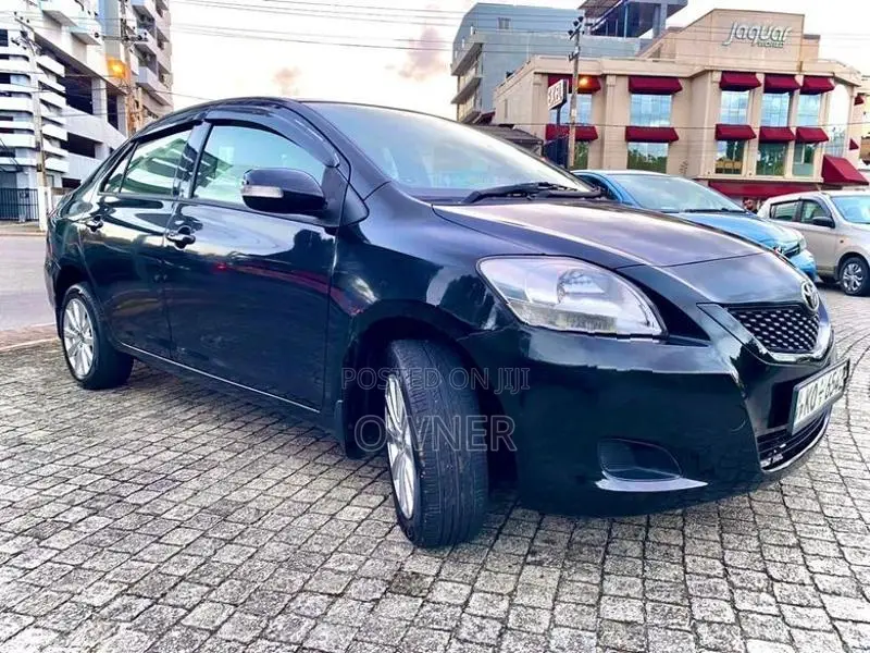 Toyota Yaris 2011