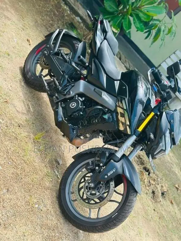 Bajaj Pulsar NS200 BS7 2025