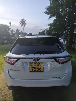 Toyota Harrier 2017