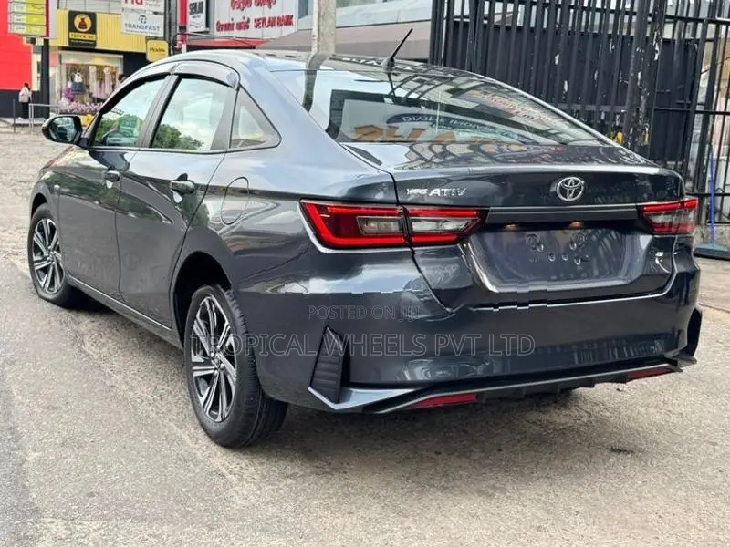 Toyota Yaris Ativ SPORT 2025