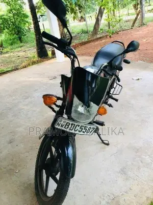 Bajaj Platina 100 ES 2015