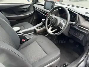 Toyota Yaris Ativ SPORT 2025