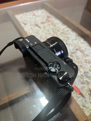 Sony A6400