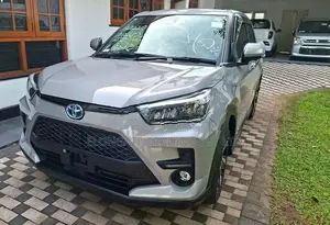 Toyota Raize Hybrid 2025