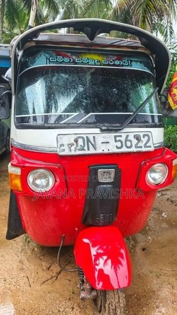 Bajaj RE 2008