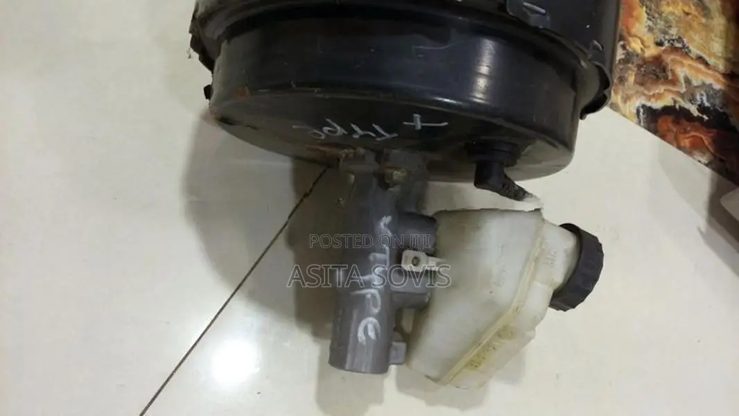 Jaguar X Type Brake Booster