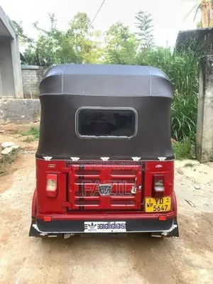 Bajaj RE 2010