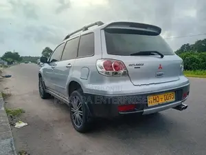 Mitsubishi Outlander 2003