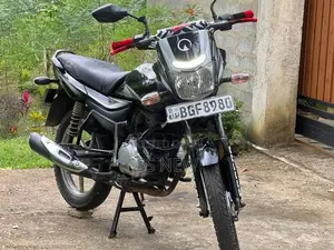 Bajaj Platina 100 2018
