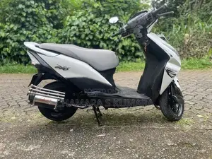 Honda Dio White 2012