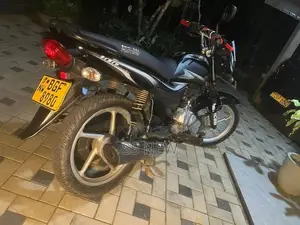 Bajaj Platina 100 2018
