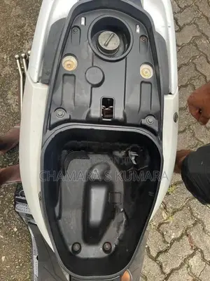 Honda Dio White 2012