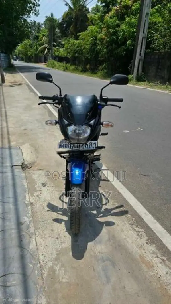 Bajaj Pulsar 150 2017