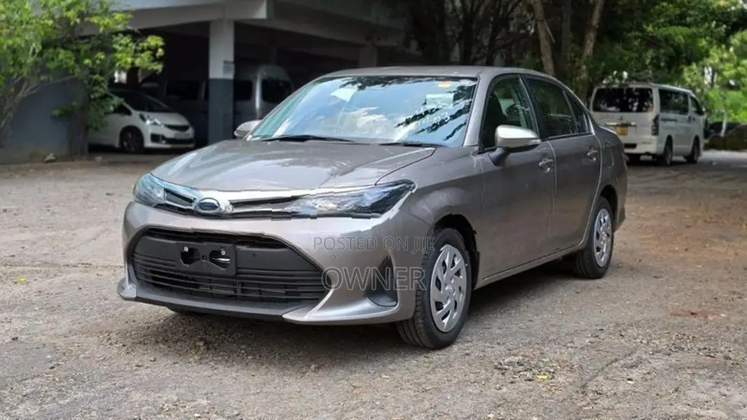 Toyota Corolla Axio 2025