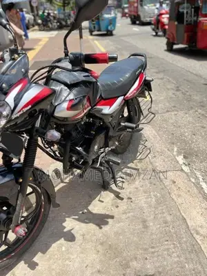 Bajaj Discover 125 2023