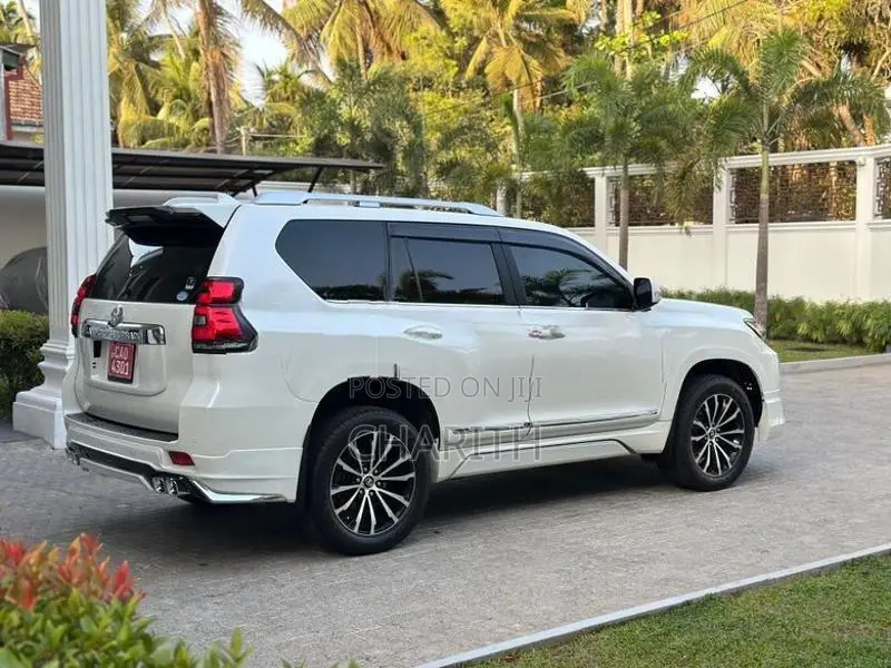 Toyota Land Cruiser Prado 150 2015