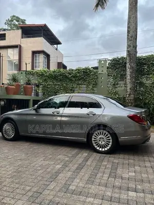 Mercedes Benz C180 2014