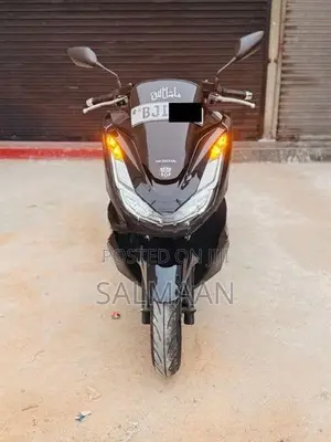 Honda PCX160 2024