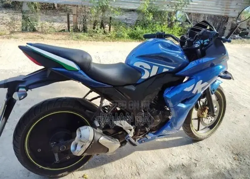 Suzuki Gixxer SF 2016