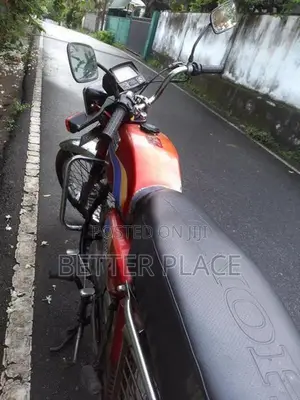 Hero CD 100 2000