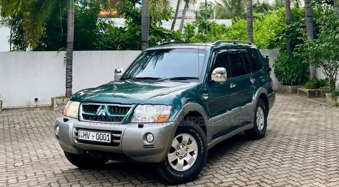 Mitsubishi Montero 2003