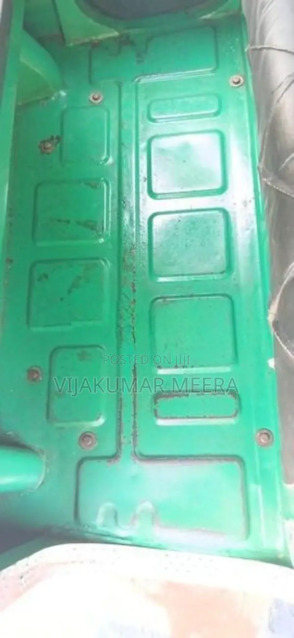 Bajaj RE Three Wheeler 2015