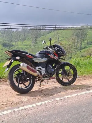 Bajaj Pulsar 200 2012