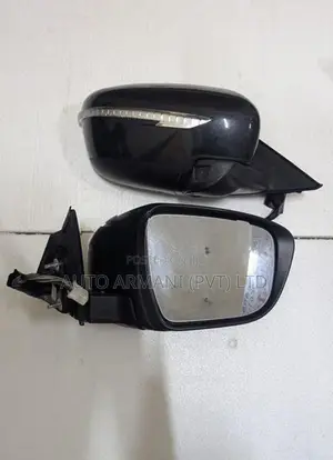 Nissan xtrail side mirror