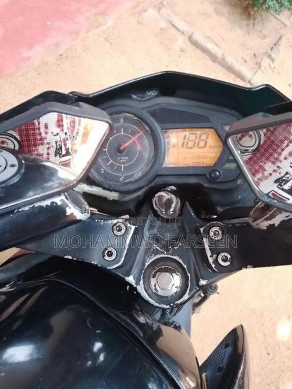 Bajaj Pulsar 135 2016