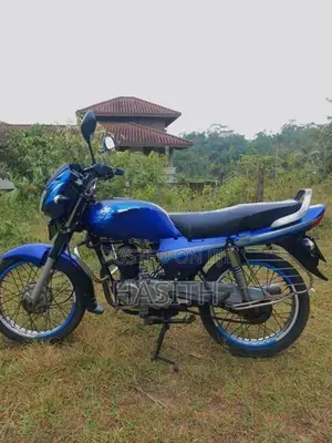 Bajaj Caliber 2004