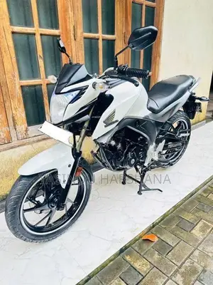 Honda CB Hornet 160 2017
