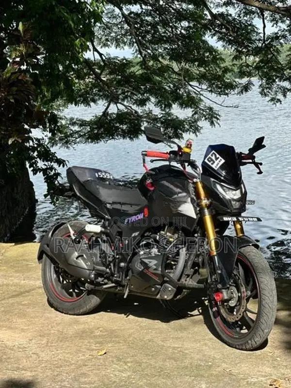 Hero Hunk 160R 2025