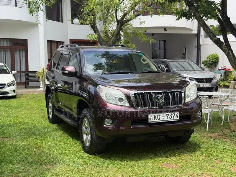 Toyota Land Cruiser Prado TX 2011