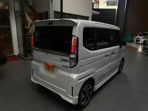 Suzuki Spacia Custom XS 2025