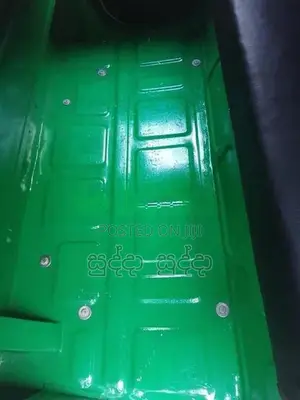 Bajaj RE 2013