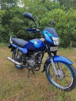 Bajaj Caliber 2004