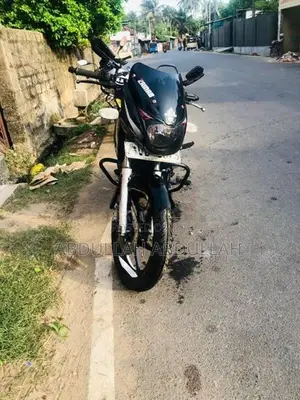 Bajaj Pulsar 180 2009