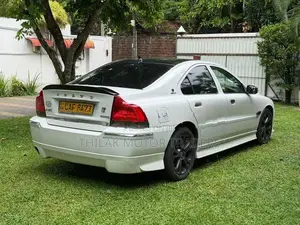Volvo S60 2002