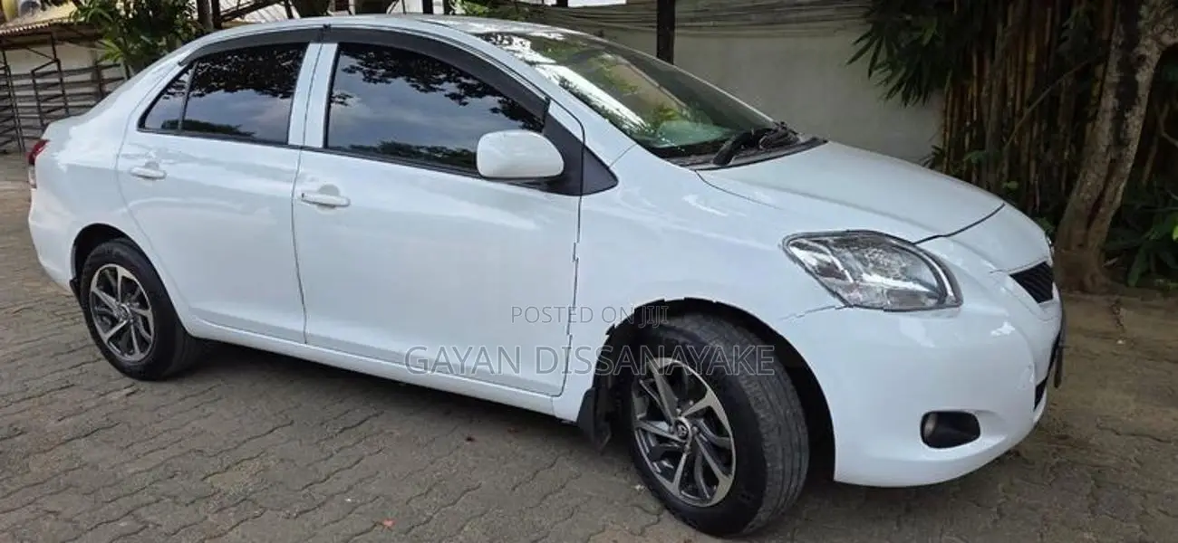 Toyota Yaris 2013