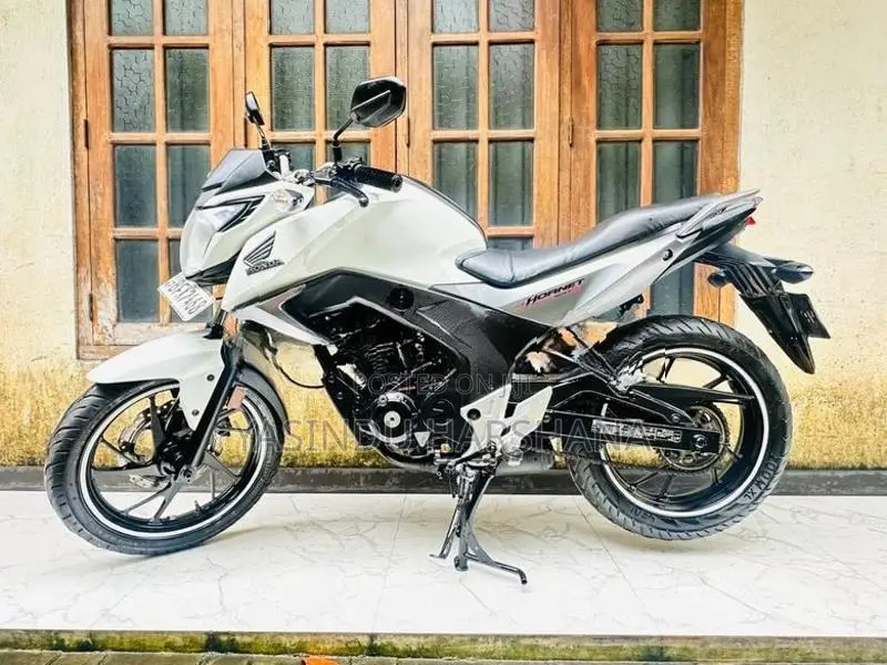 Honda CB Hornet 160 2017