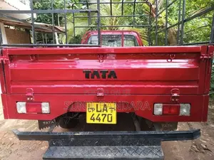 Tata 207 2005