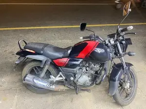 Bajaj V15 2018