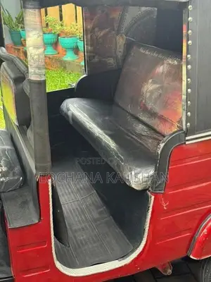 Bajaj RE 2008