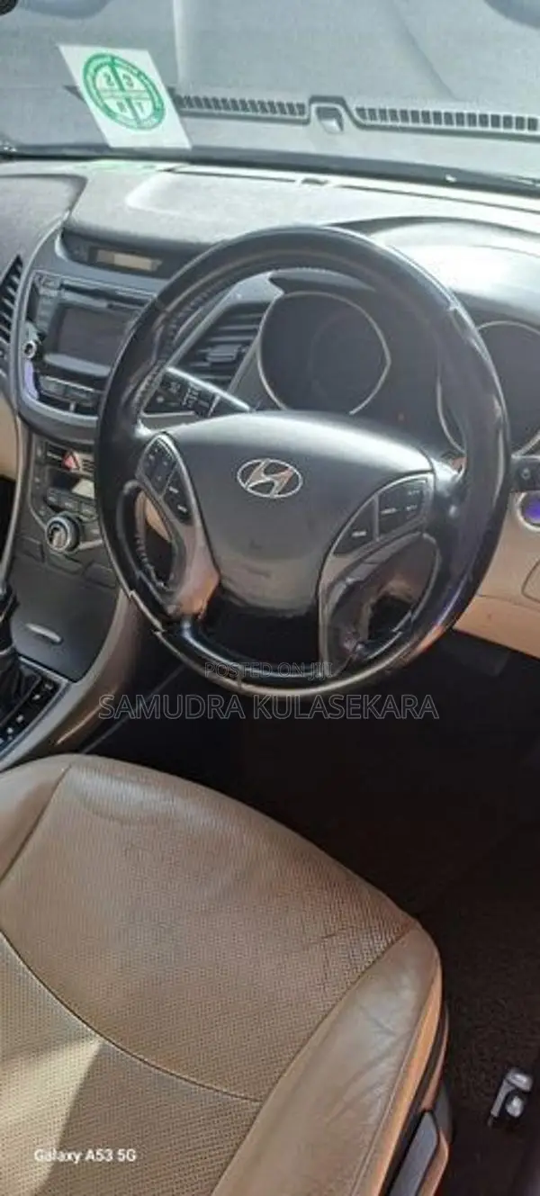 Hyundai Elantra 2014